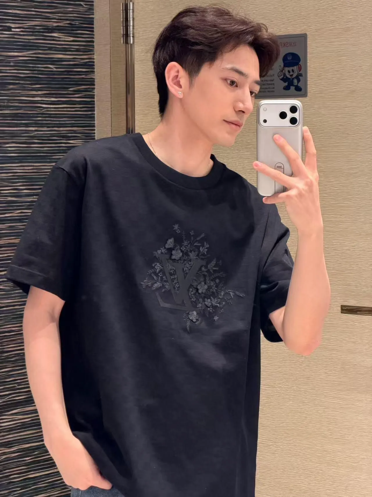 Louis Vuitton/Louis Vuitton floral embroidered checkerboard short sleeves